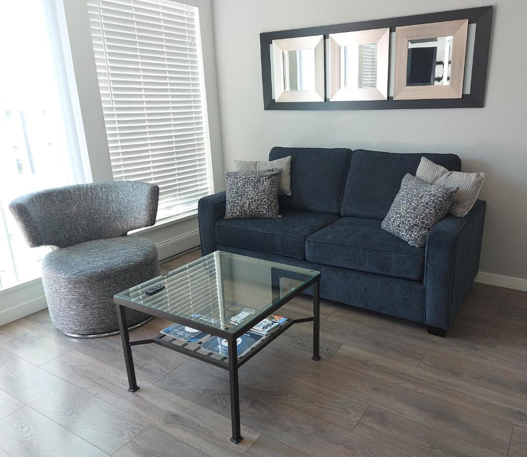 Urban Den Apartment วิกตอเรีย ภายนอก รูปภาพ